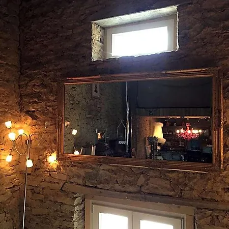 Le Relais De Chassepierre Hotell *