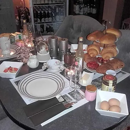 Le Relais De Chassepierre Hotell Florenville